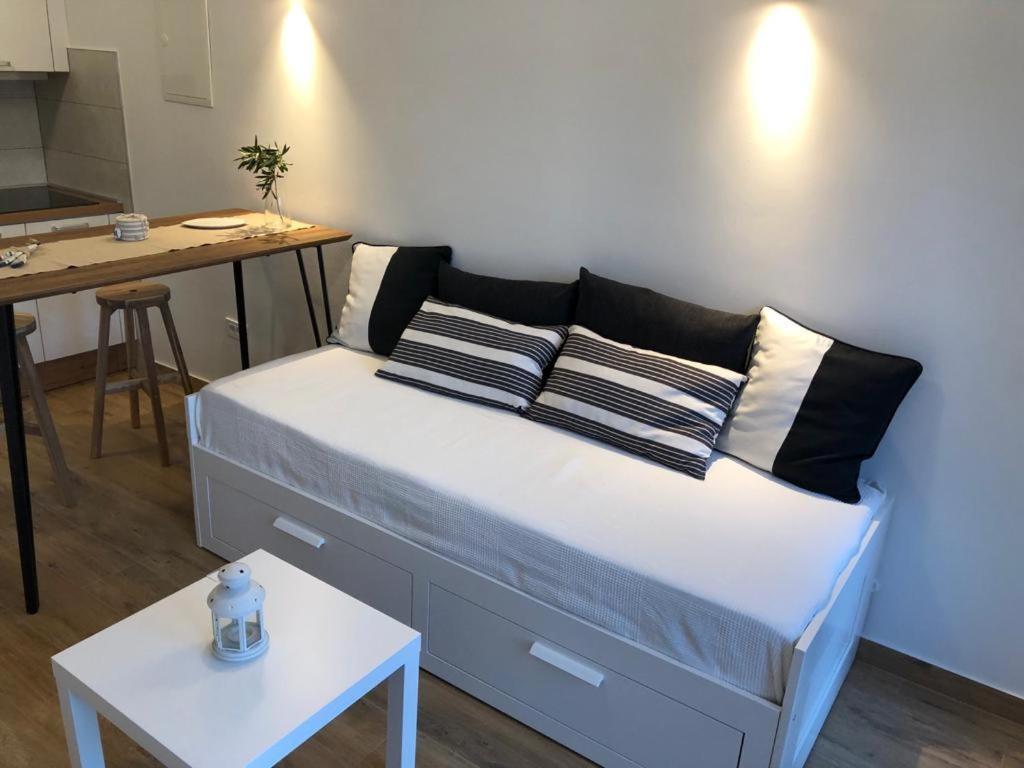 Apartmani 칼리 외부 사진